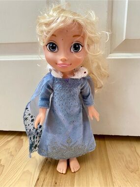 Frozen Elsa Doll 14” Disney Doll